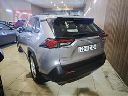 تۆیۆتا ڕاڤ 4